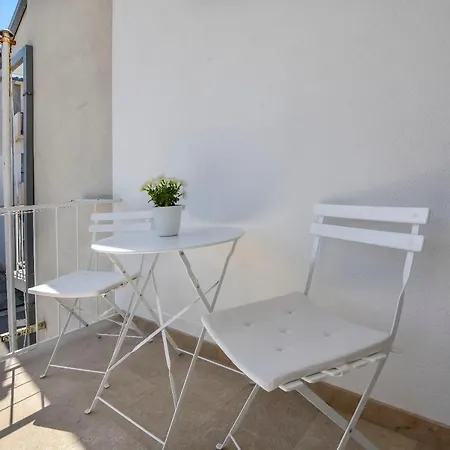 Filomena Apartment *